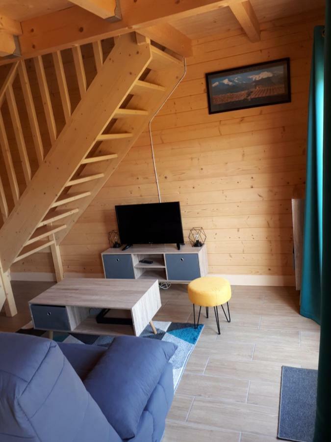 Gîte le châlet des milles et un chemins Castelnou Extérieur photo